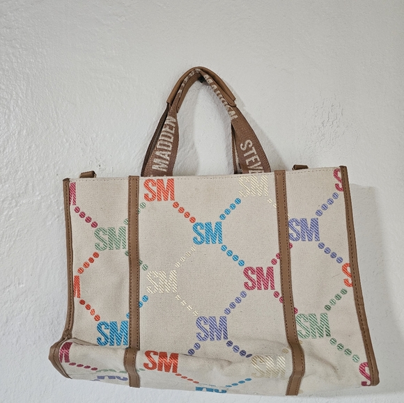 Steve Madden Tote Bag - Picture 2 of 6